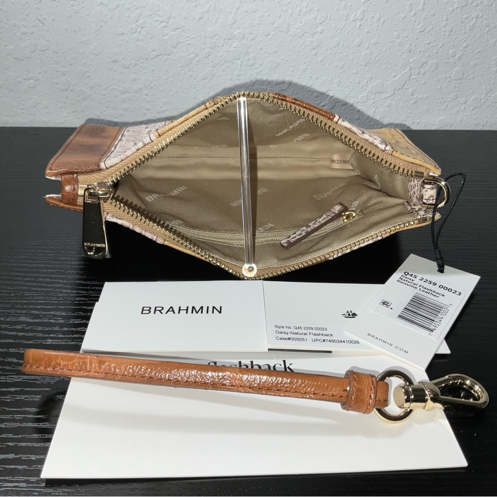 Brahmin Daisy NATURAL FLASHBACK Leather Wristlet Cosmetic Clutch Bag NWT - Picture 6 of 7